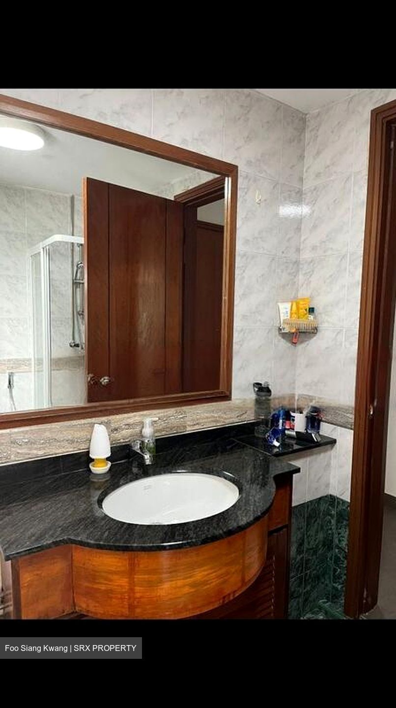 The Florida (D19), Condominium #447228031